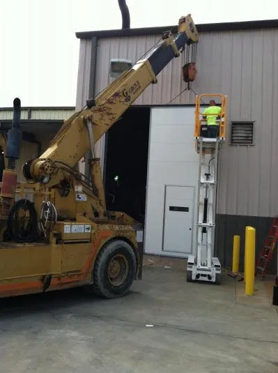 New door system in warehouse installation